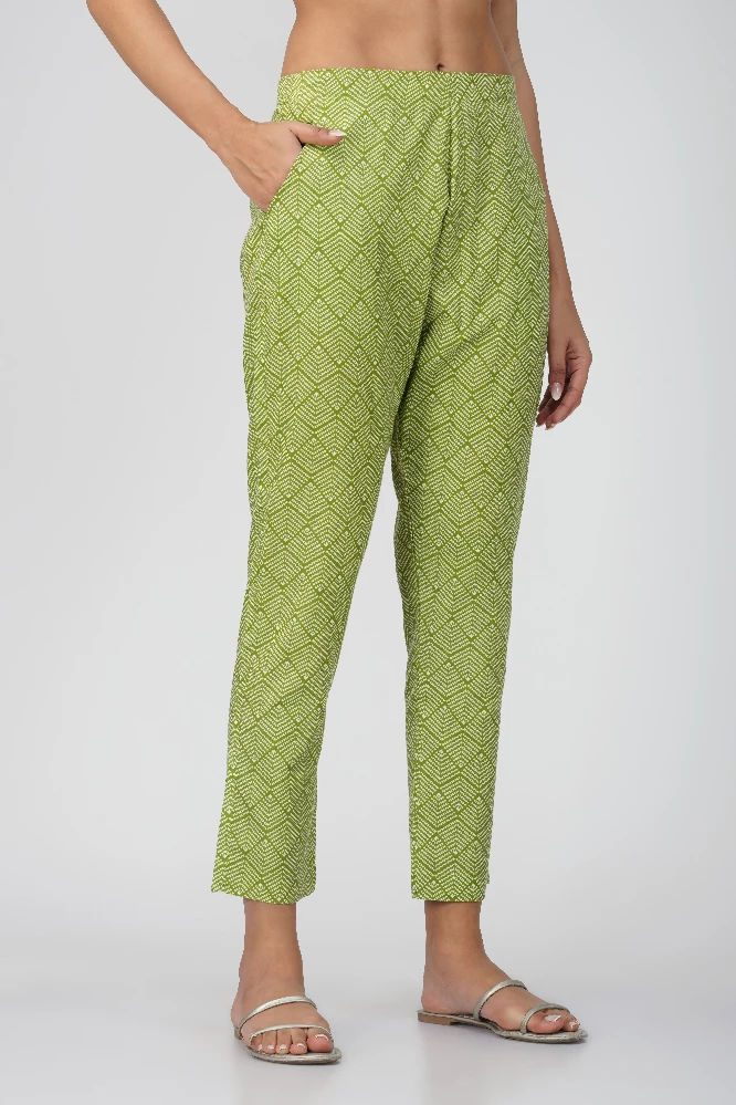 Green Printed Cotton Kurta Set-6.webp